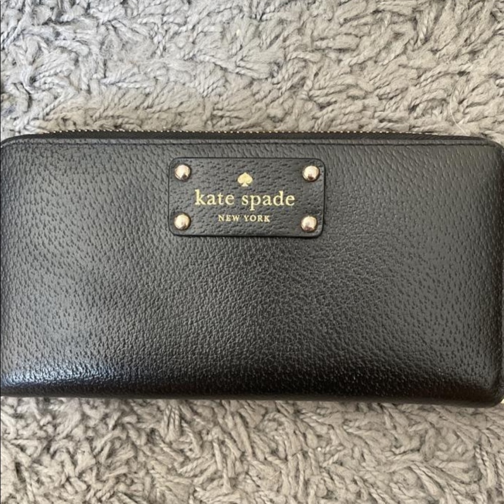 Kate Spade Zip Around Wallet